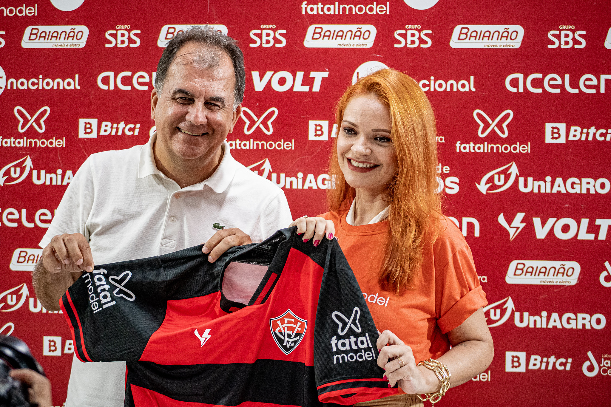 Imagem da postagem Acordo histórico entre Fatal Model e Esporte Clube Vitória completa uma semana
