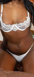Acompanhante Carol Martins