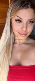 Acompanhante Jade Albertelli