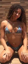 Acompanhante Leticia
