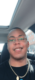 Acompanhante Adriano Santos
