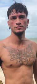 Acompanhante Henrique Lima
