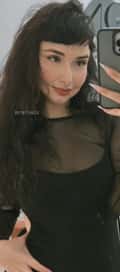Acompanhante Ariella