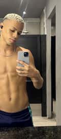 Acompanhante Vitor Felix