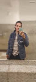Acompanhante Charlie Willians