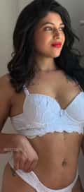 Acompanhante Luana