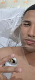 Acompanhante Tiago Santos