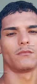 Acompanhante Carlos