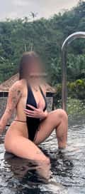 Acompanhante Camila