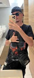 Acompanhante Lucas Leal