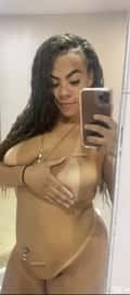 Acompanhante Julia Mendes