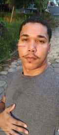 Acompanhante Douglas