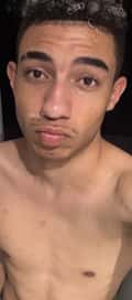 Acompanhante Lucas