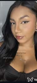 Acompanhante Larissa