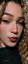 Acompanhante Rebeca