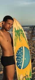 Acompanhante Michel Dias
