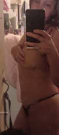 Acompanhante Jully