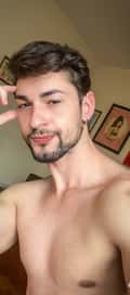 Acompanhante Pietro