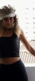 Acompanhante Lia Madrigal