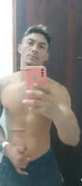 Acompanhante Leo Silva