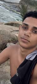 Acompanhante Vitor Zani