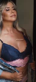 Acompanhante Rebeca Muller