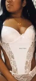 Acompanhante Monick Barone