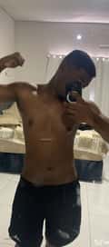 Acompanhante Tiago