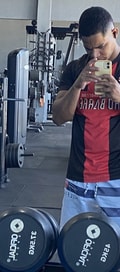 Acompanhante Aí Negro