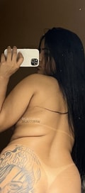 Acompanhante Yasmin
