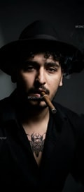 Acompanhante Artur