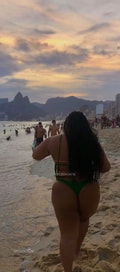 Acompanhante Morena