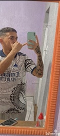 Acompanhante Lucas