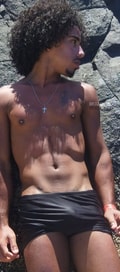 Acompanhante Cachinho
