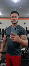 Acompanhante Lucas Reis