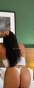 Acompanhante Morena
