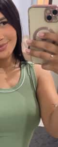 Acompanhante Morena