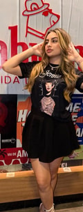 Acompanhante Julie Teodoro
