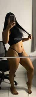 Acompanhante Naomi Lee