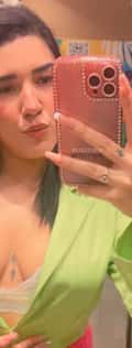 Acompanhante Cristina