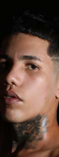 Acompanhante Adriel Freitas