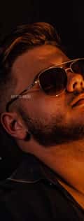 Acompanhante Vitor Ribas