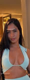 Acompanhante Larissa Queiroz