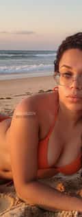 Acompanhante Larisinha