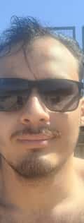 Acompanhante Adrian