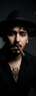 Acompanhante Artur