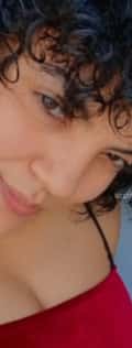 Acompanhante Rowena