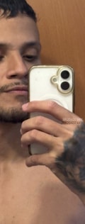 Acompanhante Douglas