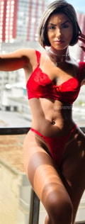 Acompanhante Julia Mitrovic