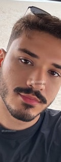 Acompanhante Roberto